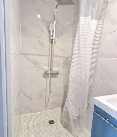 Apartament Hypercentre 301 +wifi+independant+ Cuisine Toilette Salle De Bain Privative *