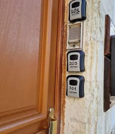 아파트 Hypercentre 301 +wifi+independant+ Cuisine Toilette Salle De Bain Privative