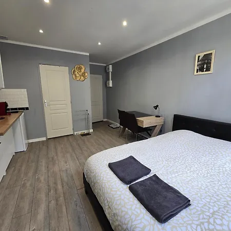 아파트 Hypercentre 301 +wifi+independant+ Cuisine Toilette Salle De Bain Privative 발랑시엔