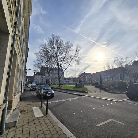 Hypercentre 301 +wifi+independant+ Cuisine Toilette Salle De Bain Privative * Valenciennes